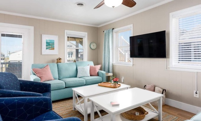 Kitty Hawk House | Beachside-Ocean views & Great beach access