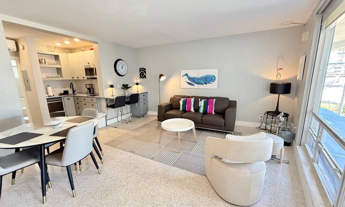East Fort Lauderdale House | Beachside Retreat | Pool, Dock & Dining Nearby