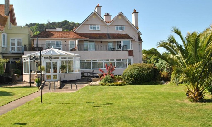 Minehead Apartment | Beachside Suites