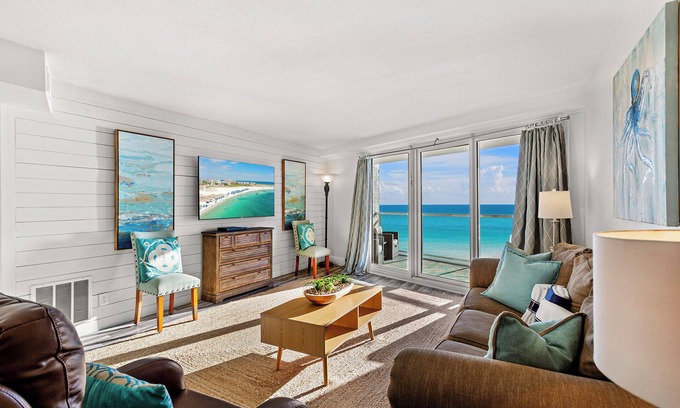Sandestin Condo | Beachside Towers II 4282 - Gulf Front, Sandestin, Cmty Pool, Fitness + Tram!