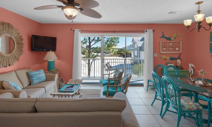 Seagrove Beach Condo | Beachside Villas 722- Easy beach access