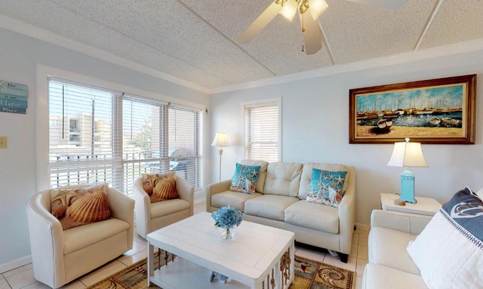 South Padre Island Apartment | Beachview Condominiums: #204
