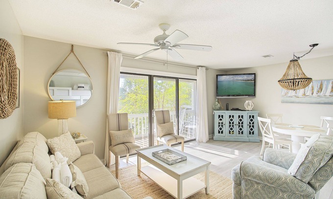 Seagrove Beach Condo | Beachwood Villas 8F - Heated Community Pool, Great Onsite Amenities!