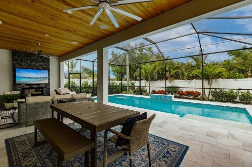 Naples Park House | Beachy Dream