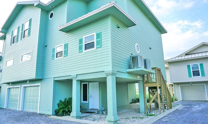 Pensacola Beach House | Beachy Gulf Front Townhome at Portside Villas #14! Close to Beach and Pool.