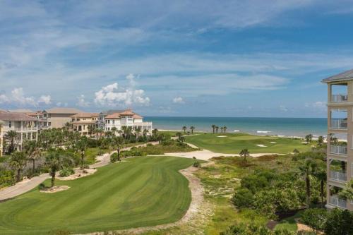 Palm Coast Apartment | Beachy Keen Oceanview Beauty