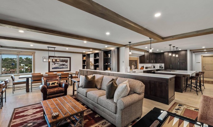 Steamboat Springs Condo | Bear Claw 206 Luxury Mountain Condo With Ski-In/Ski-Out Access!