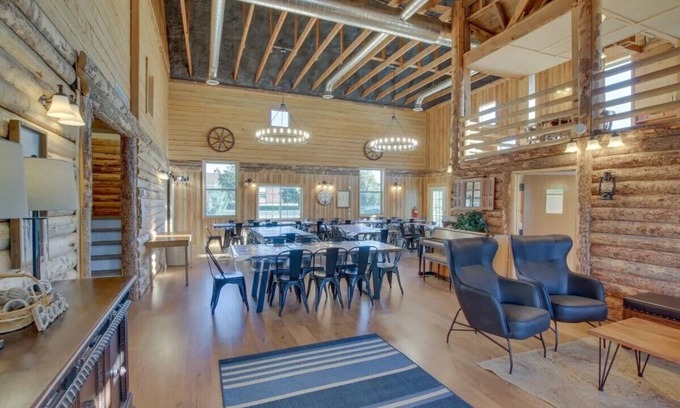 Paris House | Bear Lake Private Inn Sleep 44 Family Reunions Groups
