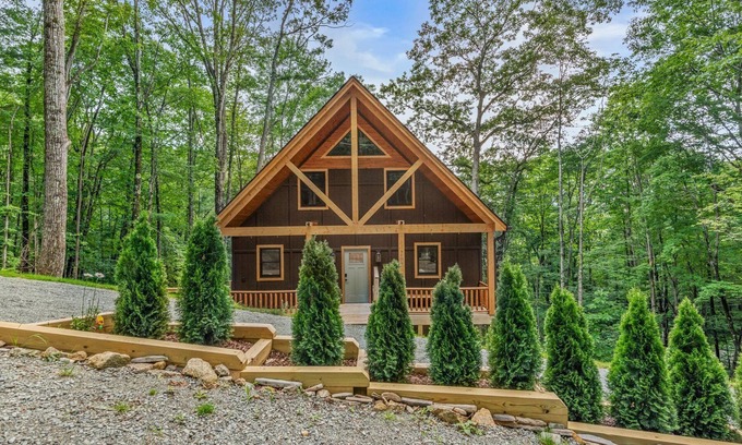 Beech Mountain House | Bear Necessities - Pet Friendly 2 Bedroom on Beech