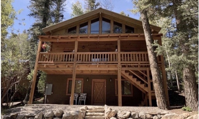 Cloudcroft House | Bear Paw Cabin near Lincoln National Forest 2,400 sq. ft.