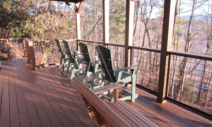 Banner Elk Apartment | BEARADISE 1 - Five Min Walk To Downtown Banner Elk
