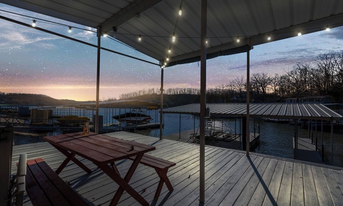 Gravois Mills House | Bearcat Bungalows – Two Homes, One Rental! Waterfront Property Sleeps 22