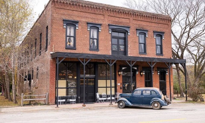 Chester Bed & Breakfast | Beard and Lady Inn, Chester, AR, Ozarks, All Beds
