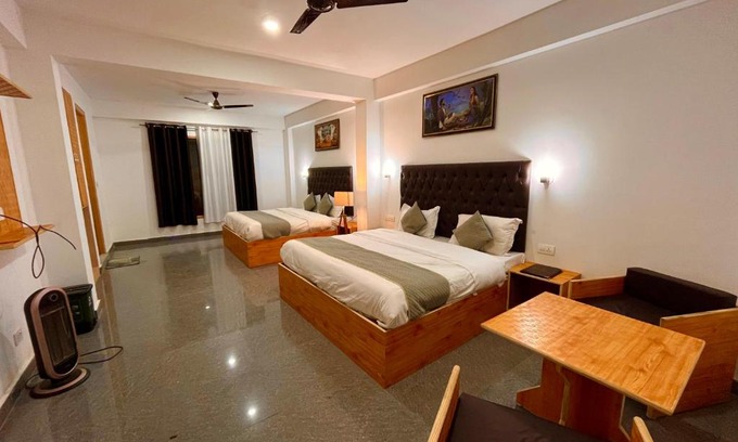 Gadherni Hotel | Beas Riverpark Resort -Scenic mountain & river view rooms