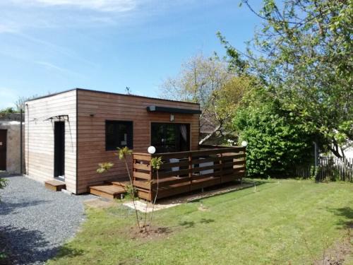 Ver-sur-Mer Bed & Breakfast | Beatrice