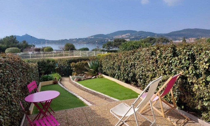 Agay Apartment | Beau studio cabine en rez de jardin dans résidence avec piscine