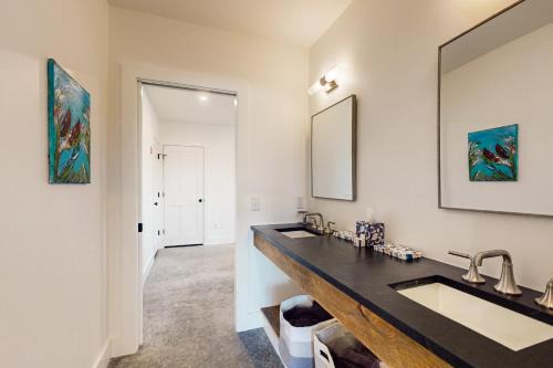 South Londonderry House | Beauchamp Hill