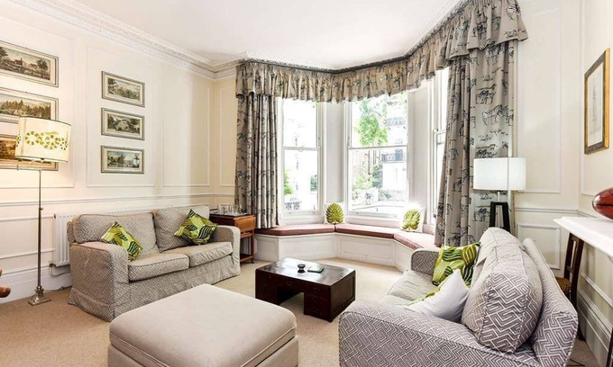 Brompton & Hans Town Apartment | Beaufort Gardens | Pro-Managed