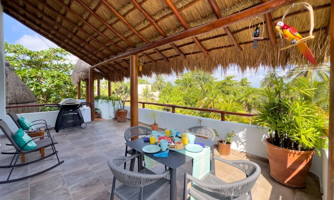 Puerto Morelos Apartment | Beautiful 1 bd, Tree Top breeze and vistas, in town, only 5 min to the beach