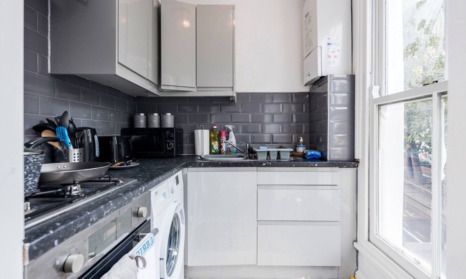 New Cross Apartment | Beautiful 1-Bed Apartment in London Lewisham