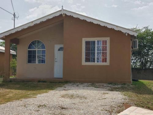 Old Harbour House | Beautiful 1-Bed House in New Harbour Village 3 Old Harbour St Catherine Jamaica Secured gated community