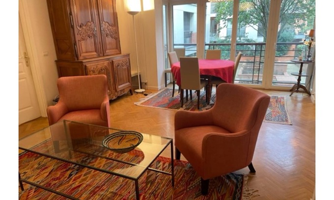 Notre-Dame-des-Champs Apartment | Beautiful 1 bedroom apartment on Rue de Vaugirard