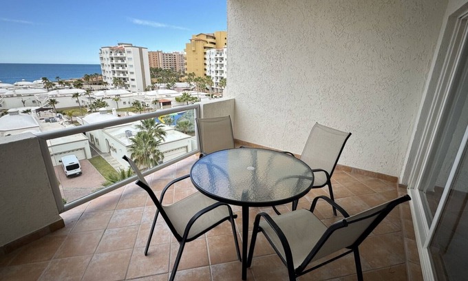 La Choya Condo | Beautiful 1½ Bedroom Condo on the Sea of Cortez at Las Palmas Resort D-504