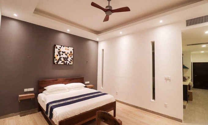 Masaki Apartment | Beautiful 1BR apartment w/wifi, gym & pool