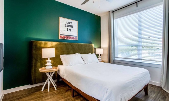 Riverside Apartment | Beautiful 1BR in Riverside Austin 3958