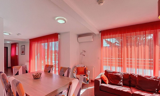 Lamalou-les-Bains Apartment | Beautiful 2-bedroom with AC, parking, terrace, and mountain view, 50m from center and thermal baths