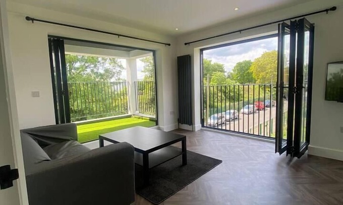 East Wickham Apartment | Beautiful 2-Bed Apartment in London, Welling