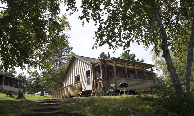Pine River Cabin | Beautiful 2-bed lakeside cabin on private pristine 100+ acre lake