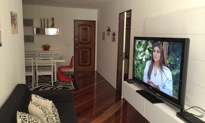Copacabana Apartment | Beautiful 2 bedroom apartment in front of Siqueira Campos Subway station