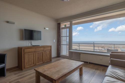 Mariakerke Apartment | Beautiful 2-bedroom apartment with sea view in Ostend T74