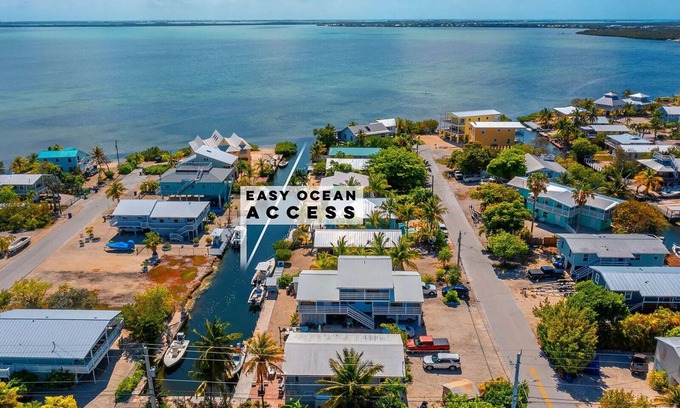 Cutthroat Harbor Estates House | Beautiful 2-bedroom canal home with peak-a-boo open water views in Cudjoe Key