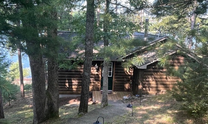 Harrison Cabin | Beautiful 2 BR Lakefront Cabin on Long Lake, Harrison Mi