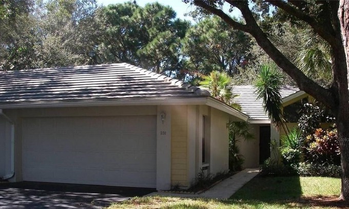 Myrtle Trace House | Beautiful 2 Br. Single family (320032) by Houzlet