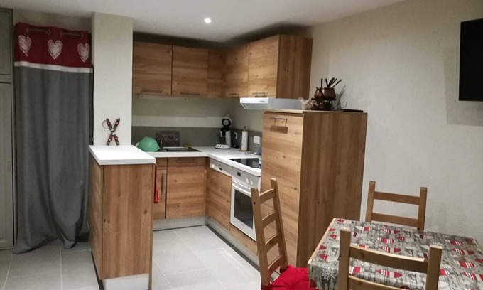 Chatel Apartment | Beautiful 2-room apartment with unobstructed view