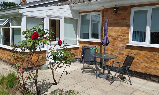 Kessingland House | Beautiful 3-Bed Bungalow Kessingland rural retreat