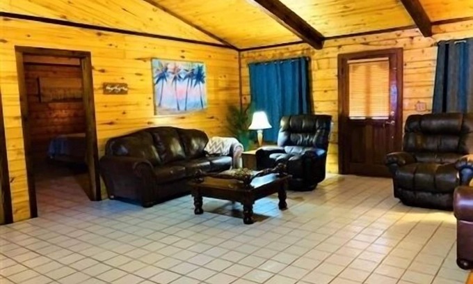 Port Mansfield Cabin | Beautiful 3 Bedroom, 2 Bath. Private Backyard. 321 Bayshore Dr.