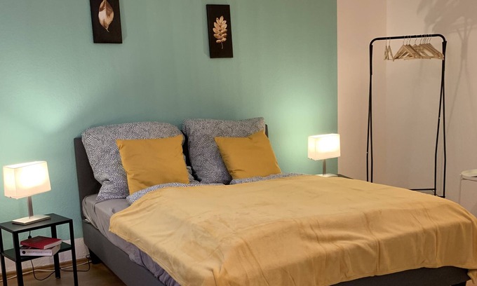 Sudenburg Apartment | Beautiful 3 room apartment for up to 5 people in a good location Magdeburg