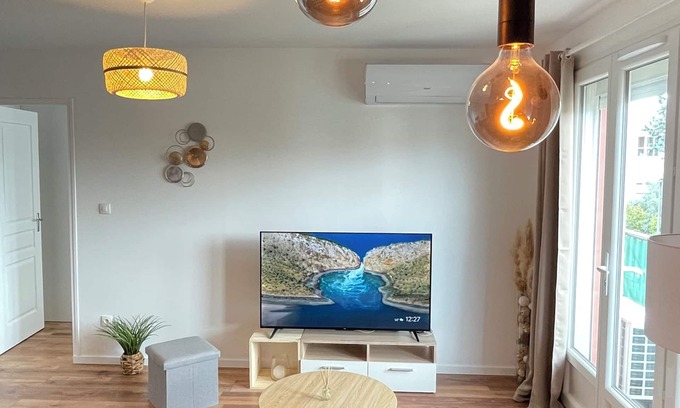 Meyzieu Centre Apartment | Beautiful 3-room apartment near EUREXPO/OL VALLÉE