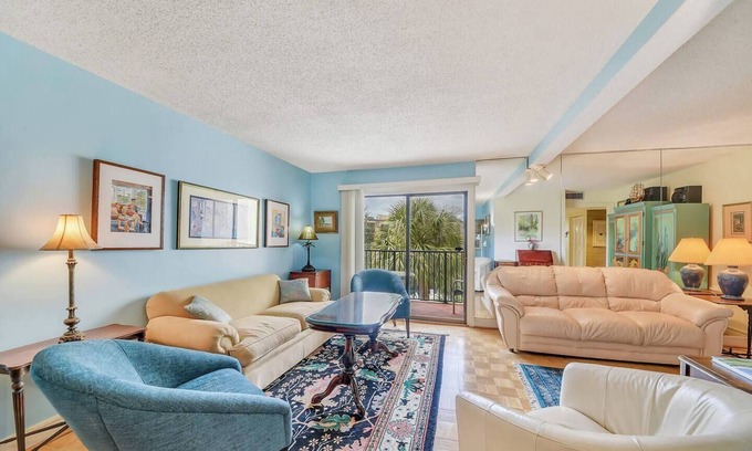 Hilton Head Island Condo | Beautiful 3 Bedroom -Pool, Tennis Walk to Beach, Pool Coligny, Celebration Park!