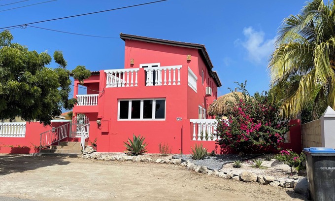 Kamay Villa | Beautiful 4 BR/4 BA Villa near all Palm Beach attractions