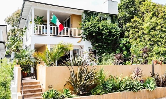 Tree Section Apartment | Beautiful 4 Br. Single family L-(582303) by Houzlet