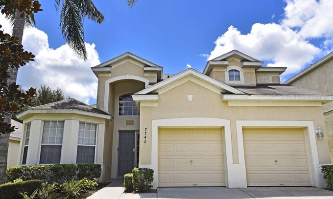 Windsor Hills House | Beautiful 5 Bed Gated Pool Home-7742CS