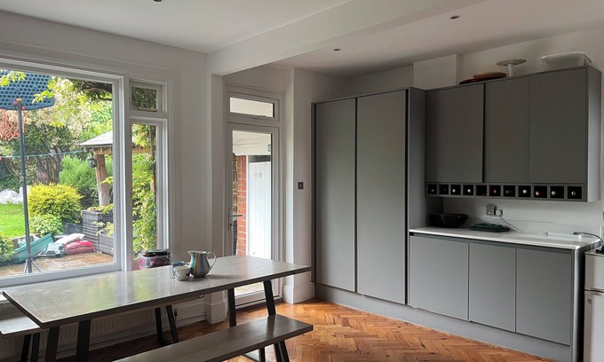 Winchmore Hill House | Beautiful 6 bedroom Edwardian bright family home based in Winchmore Hill