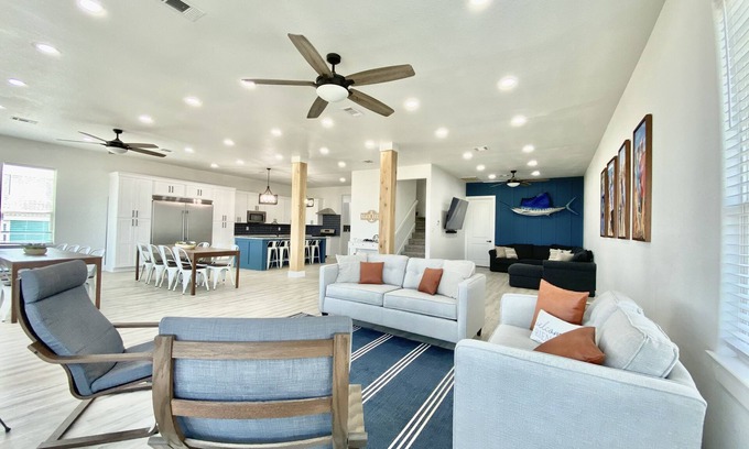 San Luis Beach House | Beautiful 8Bed/7Bath Beach View Home for the entire Family