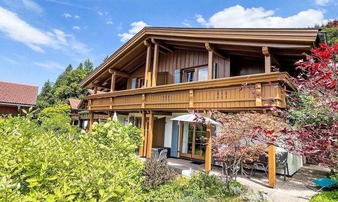 Maxlrain House | Beautiful apartment in villa for 6 guests with TV, terrace and parking