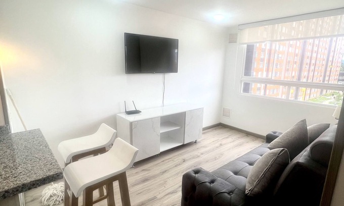 Ciudad Salitre Apartment | *Beautiful and comfortable apartment near the airport!